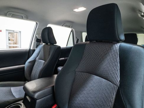 Used 2024 Toyota 4Runner TRD Off-Road image 15