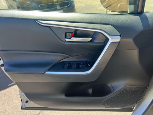 Certified 2025 Toyota RAV4 XLE AWD/4WD image 13
