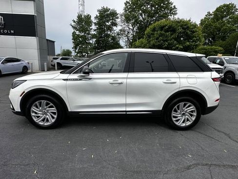 Certified 2024 Lincoln Corsair AWD image 8