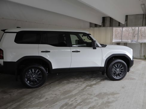 Used 2025 Toyota Land Cruiser 1958 AWD/4WD image 4