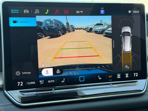 New 2026 Volkswagen Tiguan SE FWD image 26