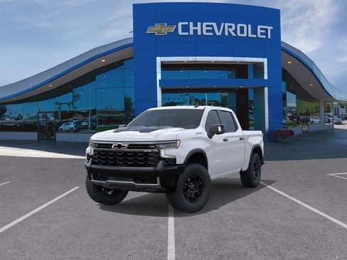New 2026 Chevrolet Silverado 1500 ZR2 w/ Dark Appearance Package AWD/4WD image 35