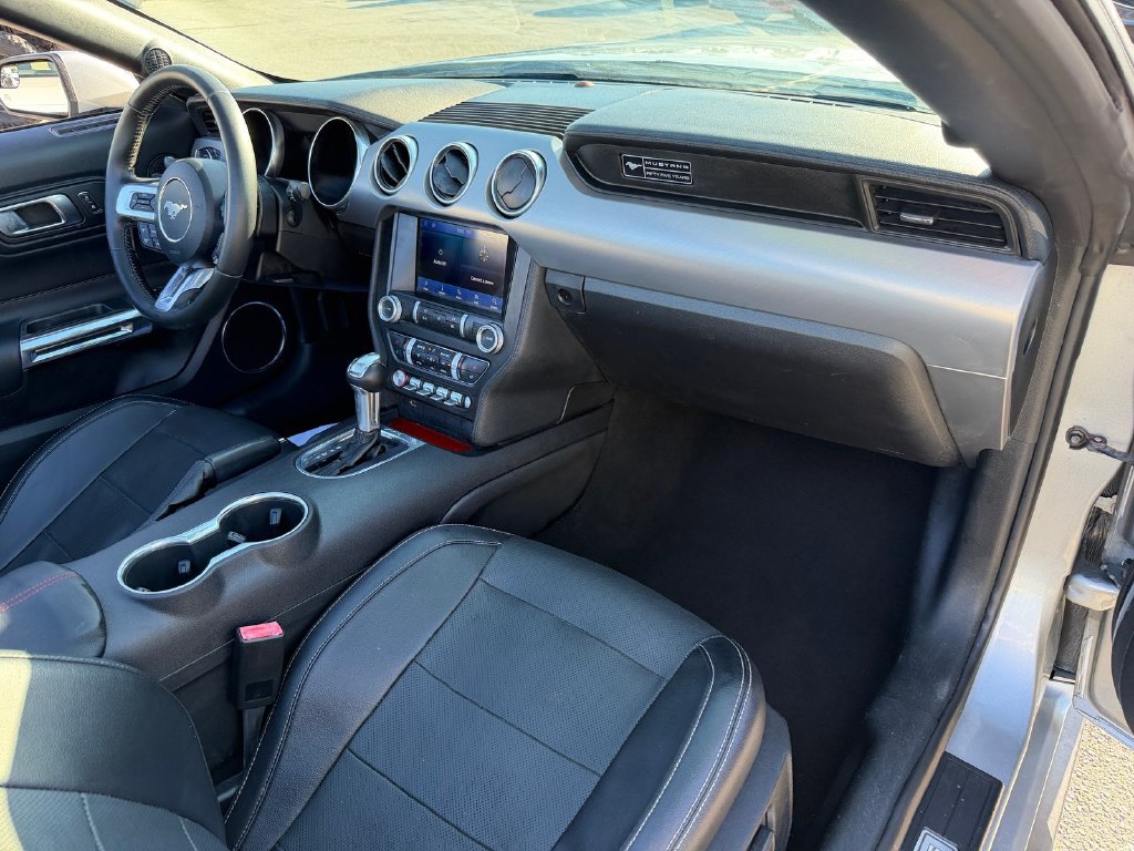 Used 2020 Ford Mustang Premium RWD image 16