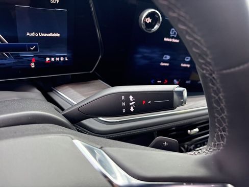 New 2026 Chevrolet Suburban LT w/ Comfort Package image 15