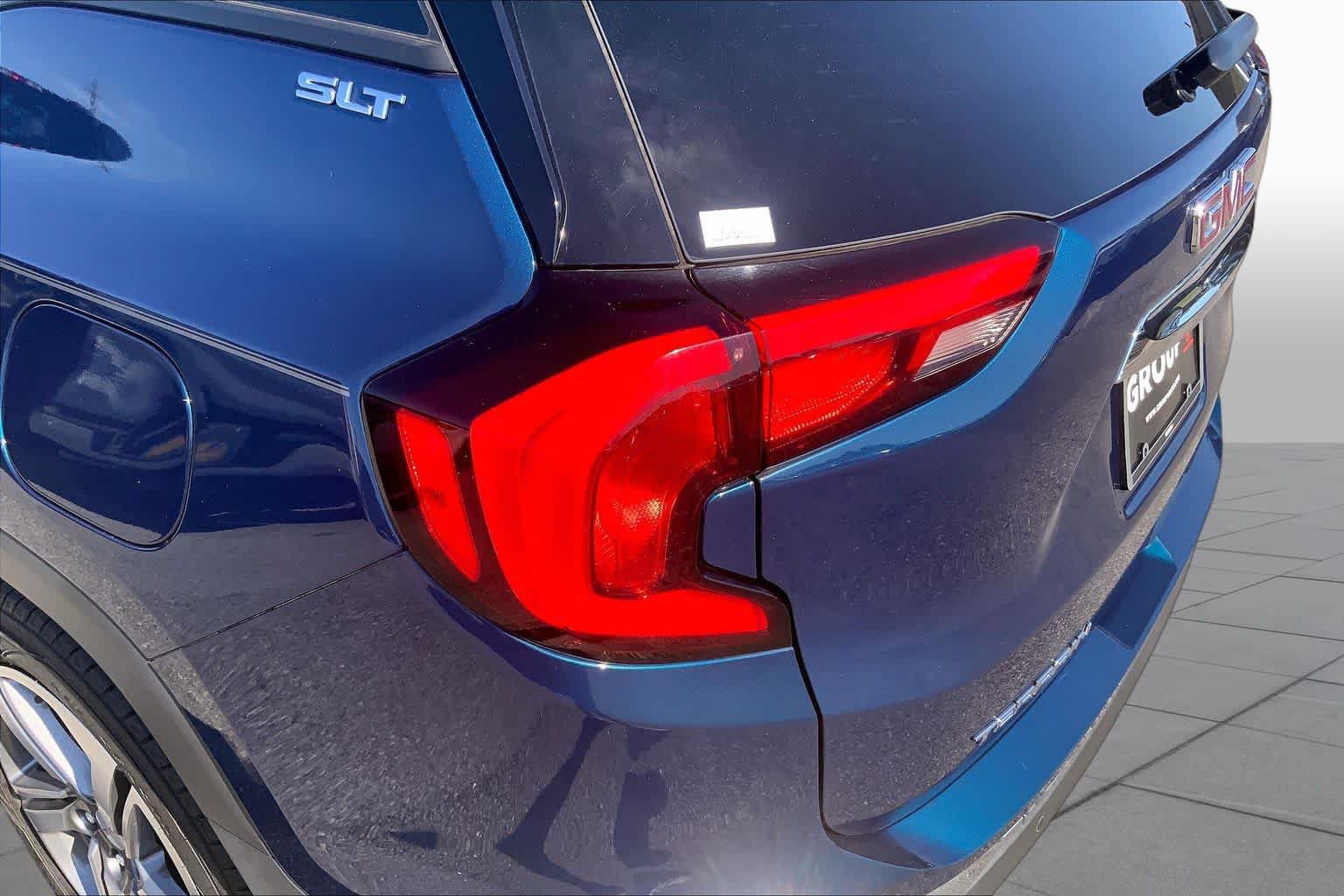 Used 2021 GMC Terrain SLT w/ Infotainment Package II FWD image 29