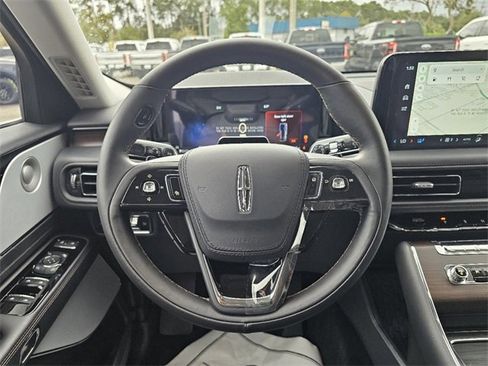 New 2025 Lincoln Aviator Reserve w/ Equipment Group 201A image 12
