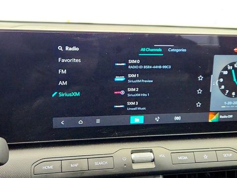 Used 2025 Kia K4 LXS image 15