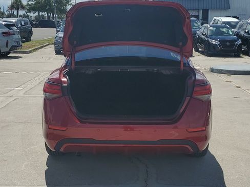 Used 2024 Nissan Sentra SV FWD image 13
