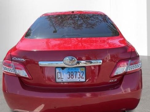 Used 2010 Toyota Camry XLE FWD image 5