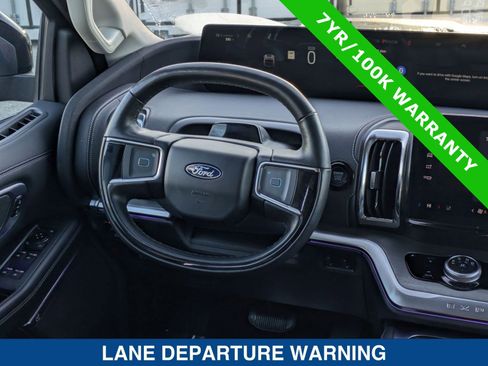 Certified 2025 Ford Expedition Max Platinum image 20