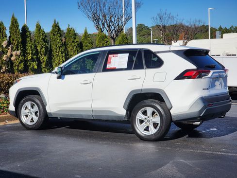 Used 2019 Toyota RAV4 XLE image 8