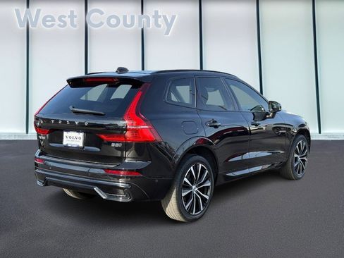 Used 2024 Volvo XC60 B5 Plus w/ Protection Package Premier image 4