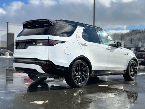 Used 2022 Land Rover Discovery S R-Dynamic image 7