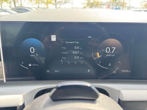 Used 2025 Hyundai Tucson Limited AWD/4WD image 16