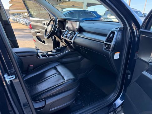 Used 2022 Kia Sorento S image 15