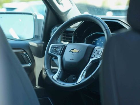 Used 2024 Chevrolet Silverado 1500 LT AWD/4WD image 19