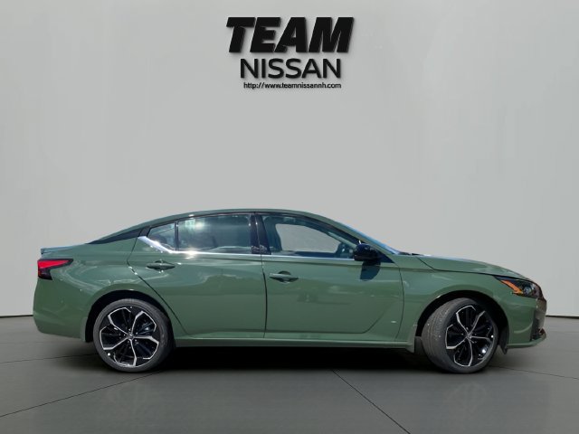 New 2026 Nissan Altima 2.5 SR w/ SR Premium Package AWD/4WD image 8
