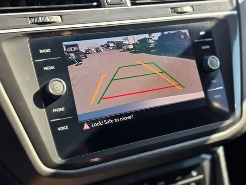 Used 2024 Volkswagen Tiguan Wolfsburg Edition image 32