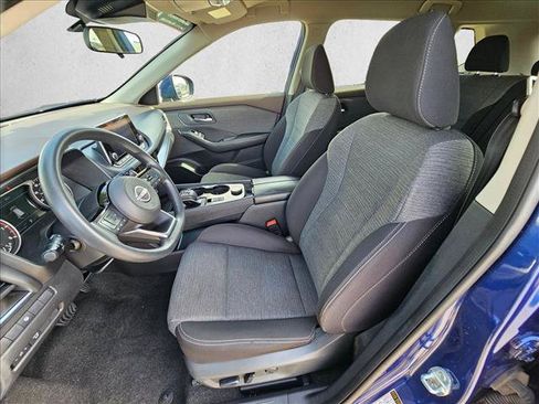 Used 2023 Nissan Rogue SV AWD/4WD image 15