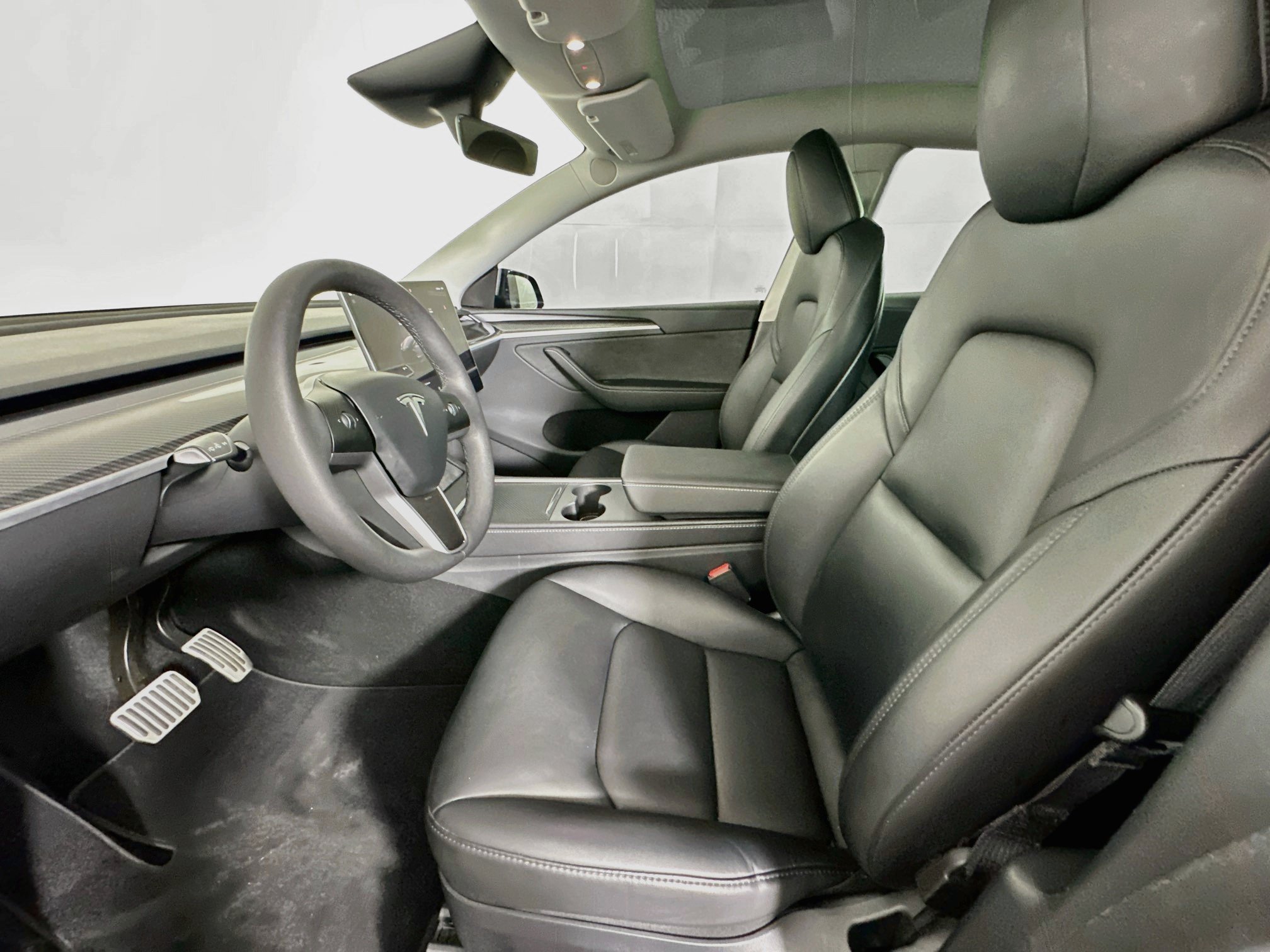 Used 2024 Tesla Model Y Long Range AWD/4WD image 13