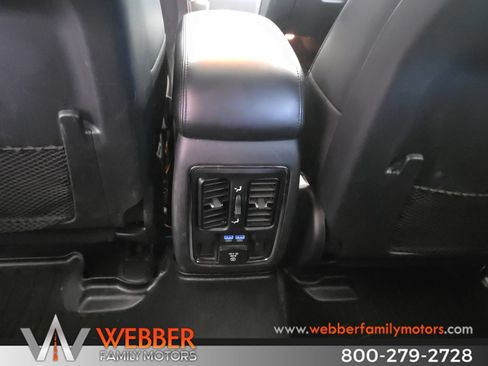 Used 2020 Jeep Grand Cherokee Limited AWD/4WD image 9