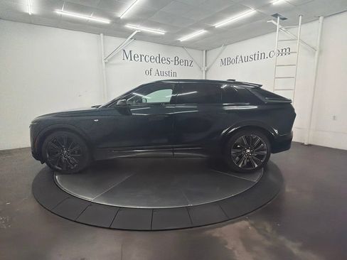 Used 2024 Cadillac Lyriq Sport AWD/4WD image 4