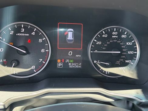 Used 2020 Subaru Outback Limited w/ Popular Package #2 AWD/4WD image 18