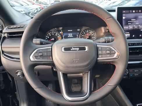 Used 2024 Jeep Compass Trailhawk AWD/4WD image 17