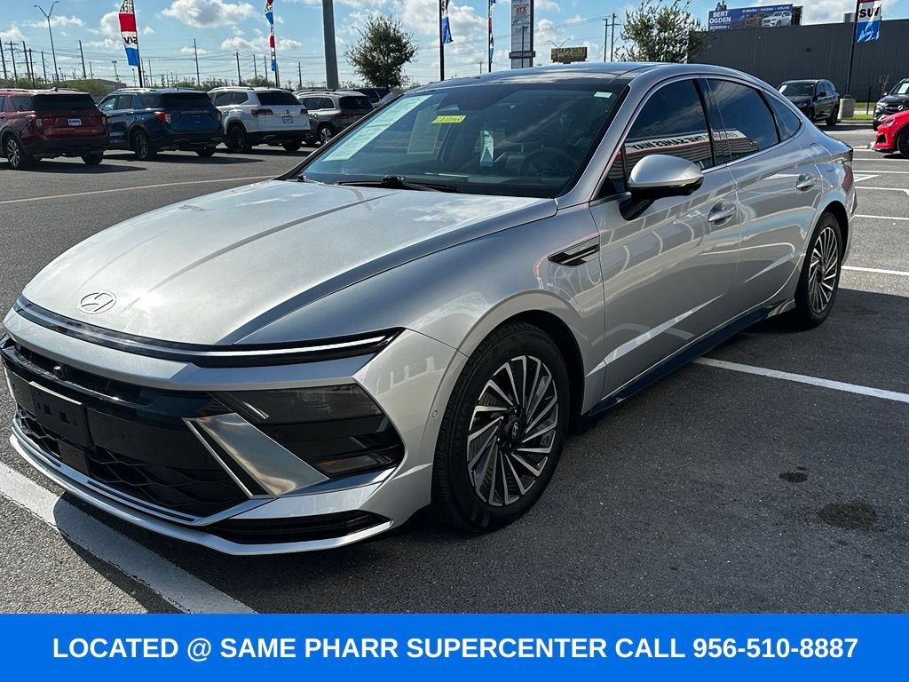 Used 2025 Hyundai Sonata Limited FWD image 8