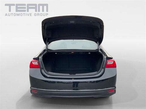 Used 2024 Chevrolet Malibu LT image 12