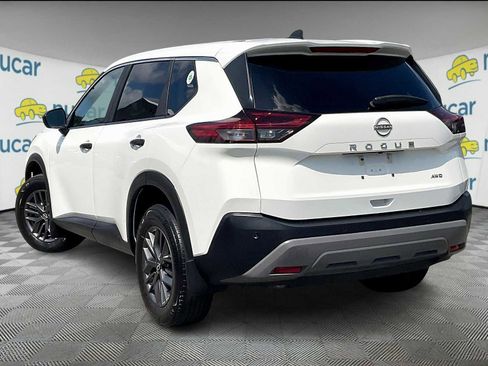 Certified 2023 Nissan Rogue S image 4