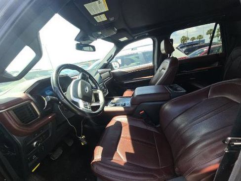 Used 2022 Ford Expedition Max Limited AWD/4WD image 4