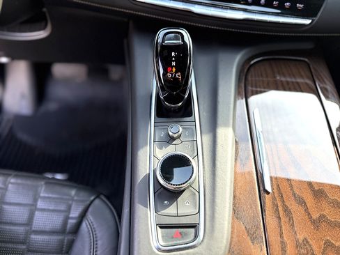 Used 2021 Cadillac Escalade Sport Platinum image 27