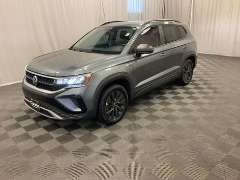 Used 2022 Volkswagen Taos S AWD/4WD image 5