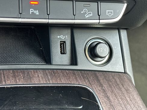 Used 2021 Audi Q5 2.0T Premium Plus AWD/4WD image 34