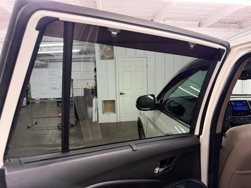 Used 2016 Honda Pilot Touring image 34