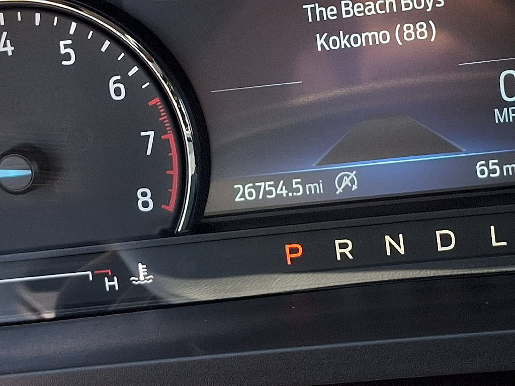 Used 2024 Ford Explorer XLT AWD/4WD image 19