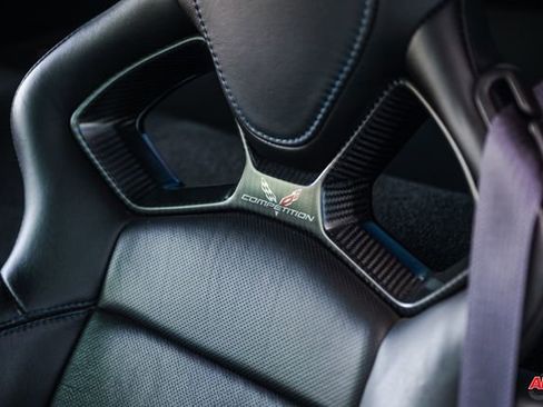 Used 2014 Chevrolet Corvette Stingray Z51 w/ 3LT Preferred Equipment Group image 6