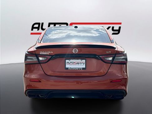 Used 2022 Nissan Maxima SR w/ Sport Mat Group FWD image 6