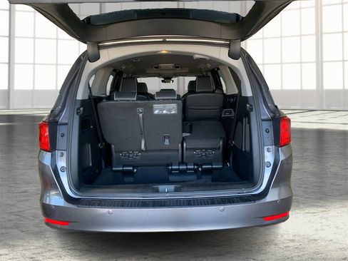 Used 2023 Honda Odyssey Elite image 12