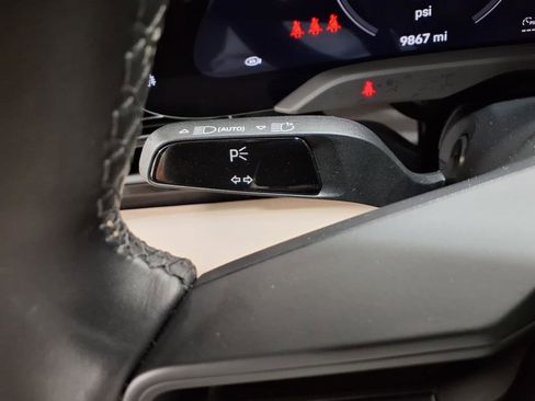 Used 2024 Porsche Taycan 4S image 10