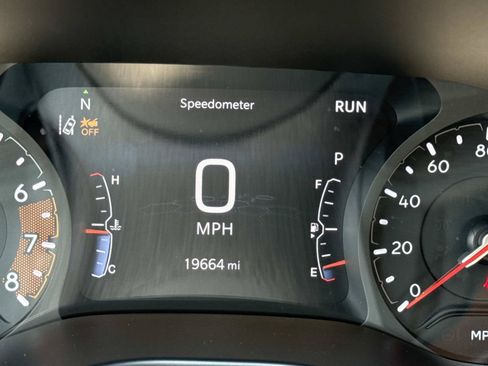 Certified 2025 Jeep Compass Limited AWD/4WD image 28