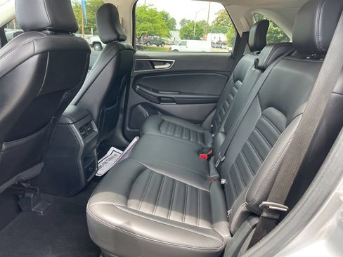 Used 2022 Ford Edge SEL AWD/4WD image 23