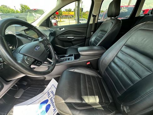 Used 2018 Ford Escape SEL FWD image 11