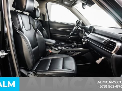 Used 2024 Kia Telluride S w/ S Sunroof Package FWD image 15