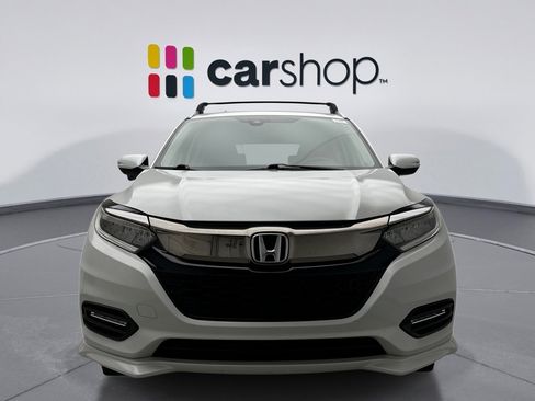 Used 2019 Honda HR-V Touring image 8
