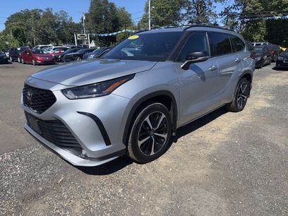 Used 2022 Toyota Highlander XSE