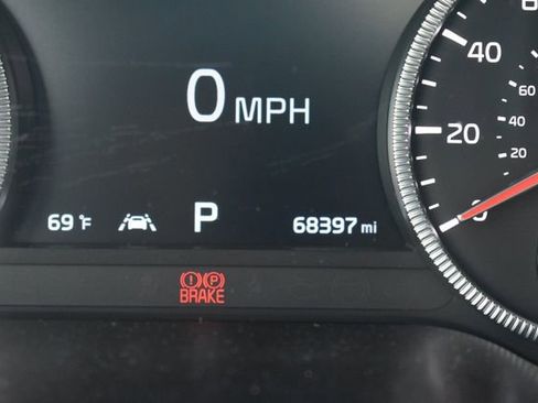 Certified 2022 Kia Telluride SX w/ SX Prestige Package AWD/4WD image 16