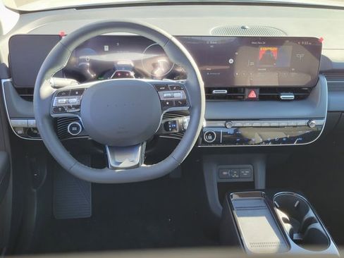 New 2026 Hyundai Ioniq 5 SE image 4