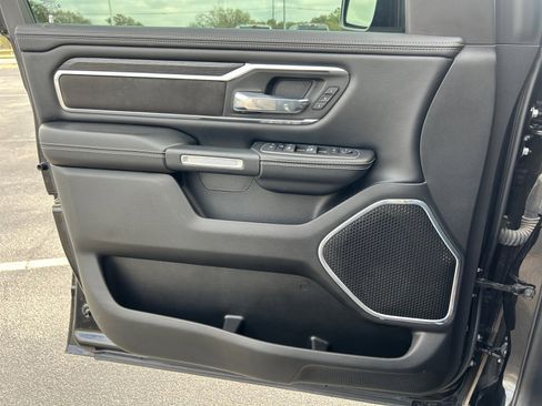 Used 2023 RAM 1500 Laramie image 25